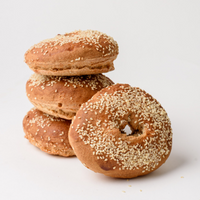 From our friends @TheGlutenFreeBakery, Classic style bagels in four varieties with all the bagel taste and no gluten. Sesame seed- 18oz (4 bagels/bag)
